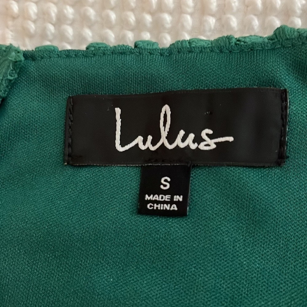 Lulus spaghetti strap dark green dress with cotton crocheted type overlay. S - Picture 8 of 10